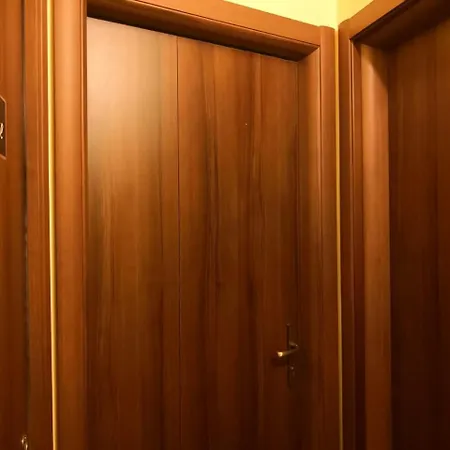 Window To The Tower לינה וארוחת בוקר פיזה